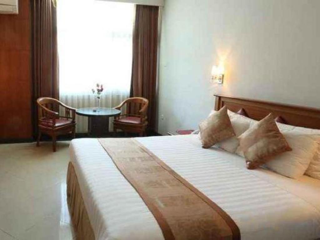 Hotel Tarakan Plaza Exterior foto