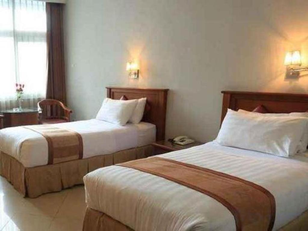 Hotel Tarakan Plaza Exterior foto